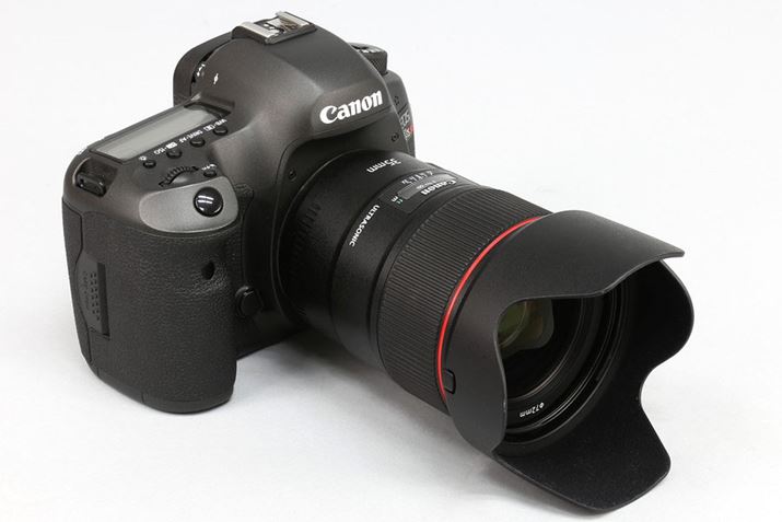 ˖h~ʂ̍Aя{ꂽԕٌ^̃Yt[huEW-77Bvt