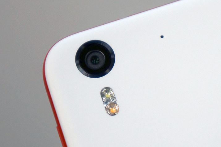 ���C���J������1300����f�������Ή�LED�t���b�V���Ή��BF�l��2.0