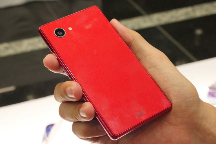 ������66mm�ŃR���p�N�g