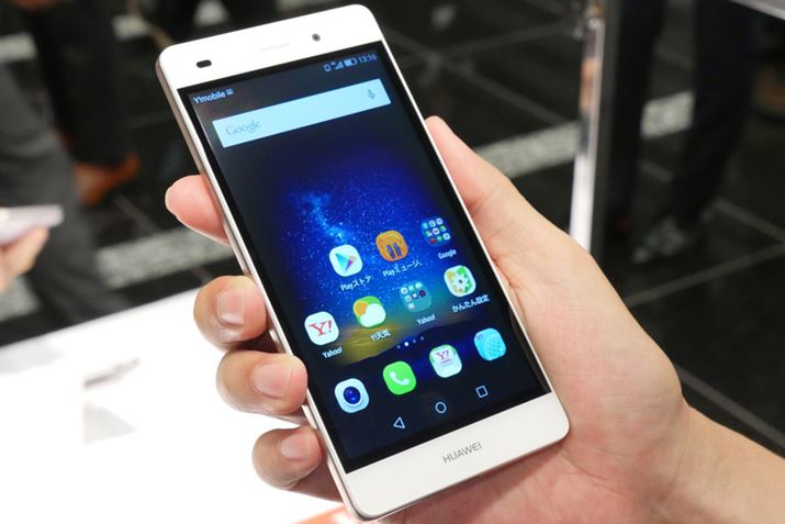 HD�\���ɑΉ������5.0�C���`�̉t���f�B�X�v���C�𓋍ڂ���V���v���ȃ��f��