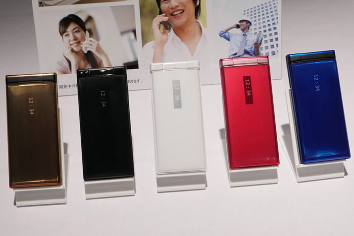 �����Android�P�[�^�C�����ALTE�Ή��������́uDIGON�P�[�^�C�v�B��������\�t�g�o���N�ƃ��C���o�C�������ň�����