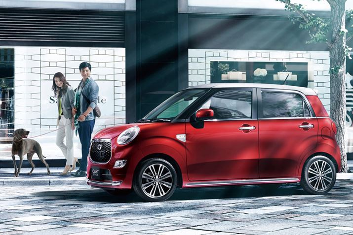 ֐lAfUC̔d߂ĂBx[X̃[Ƃ͍{ƂȂ鐢EςقȂĂ