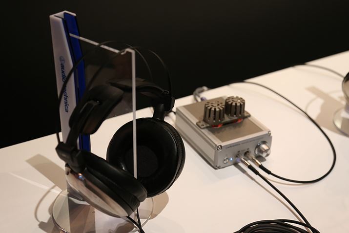 BЂ̐^ǃwbhzAvuAT-HA22TUBEvZbeBOĂ