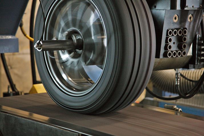 lS̃^CZp̓⌤{݂ł镽ː̗lq؃PC`|[g