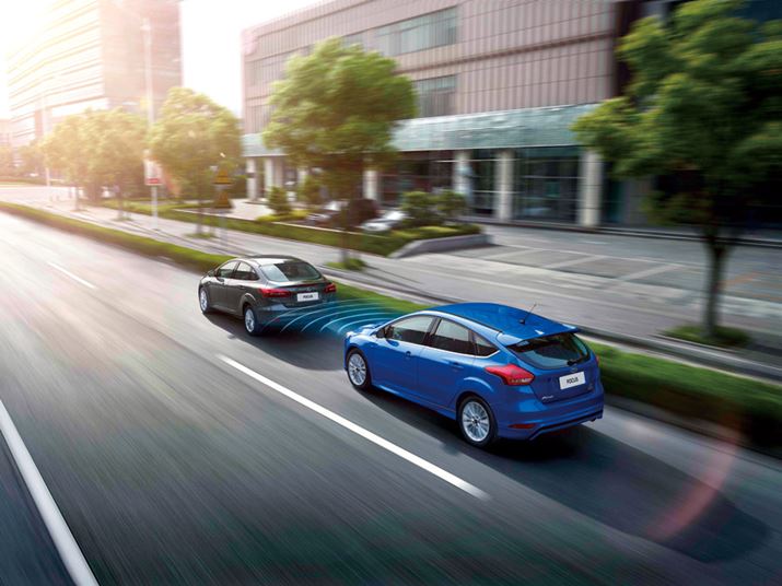 OԂɒǏ]A_veBuEN[YERg[iACCj𑕔