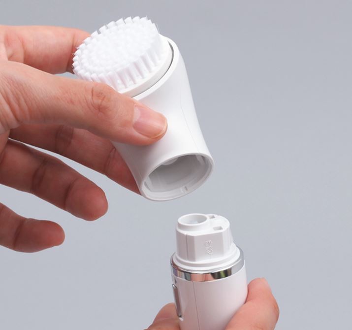 wbȟ͒EуwbhɈĊOANWOuV͂ߍނ