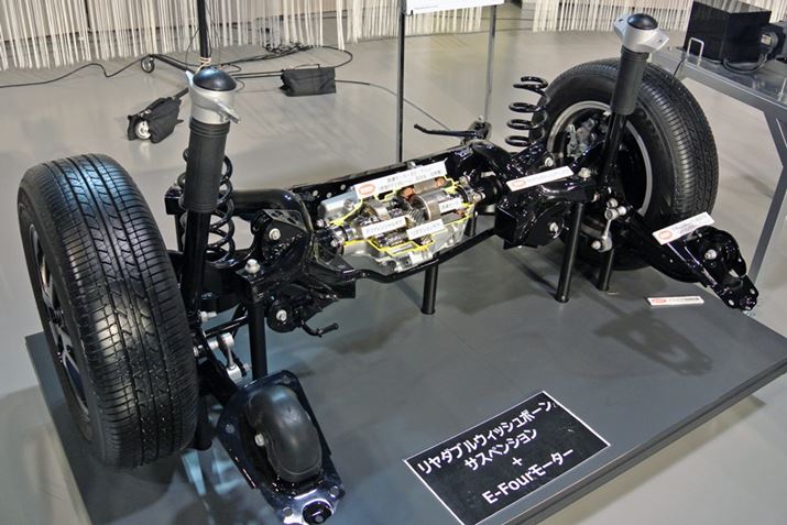 ���A�T�X�y���V�������A�g�[�V�����r�[��������A�����������_�u���E�B�b�V���{�[�����ɕύX���ꂽ