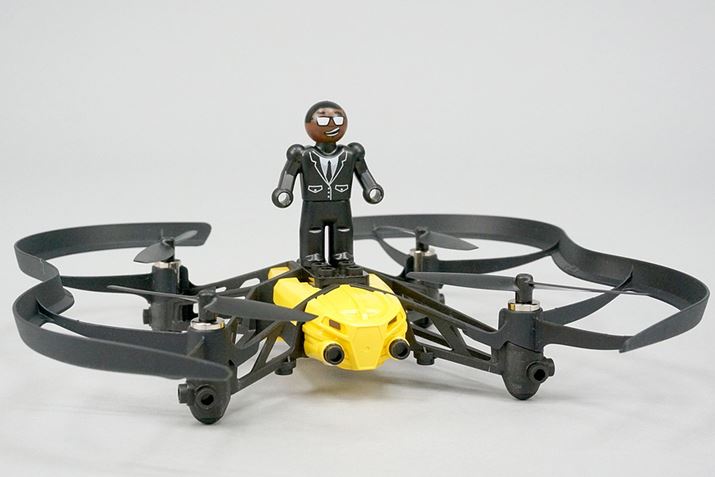 Airborne Cargoɂ́A{̂ɏ悹qg^̃tBMA1̕t܂