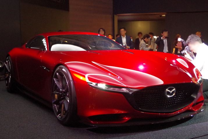 RX-8ȗr₦Ă[^[GWAMazda RX-VISIONł́ASKYACTIV-R̗p