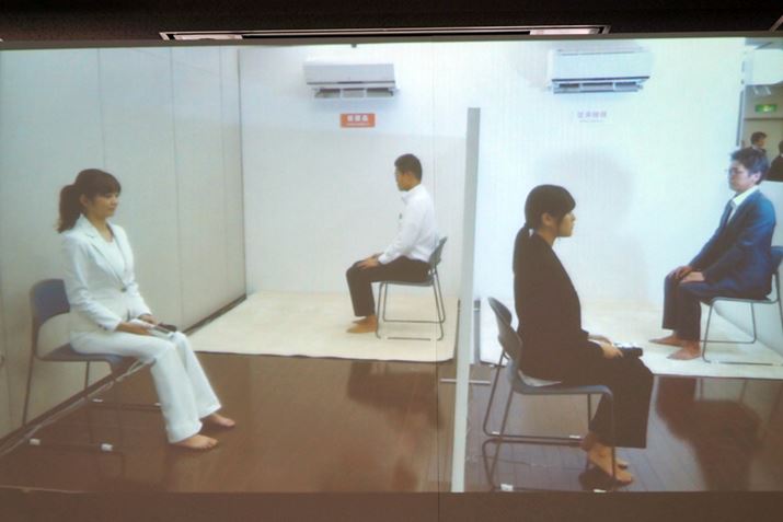 čVfAE]fBꂼ̏ʉxm̂A̎ʐ^