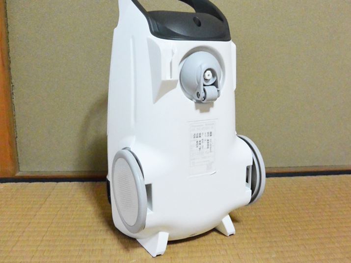 �uMC-JP500G�v�́A���̏����߂̃^�C��2�ƁA�O���ɉ�]����ԗւ������3�֑��s�ƂȂ�܂�