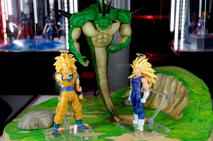 uS.H.Figuarts X[p[TCl3vƁuS.H.Figuarts X[p[TCl3׃W[^v