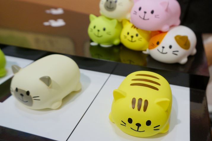 Lbg̔w̓jjƂ_炩GŁASnǂċC