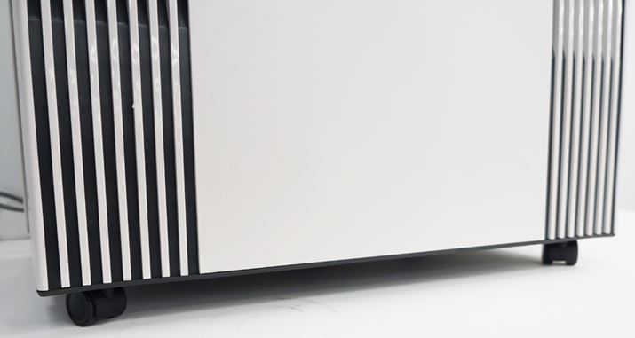 �ԗւ��t���Ă���̂ŁA�{�̃T�C�Y�͑傫���Ă��ړ��ɂ͂���قǋ�J���Ȃ�