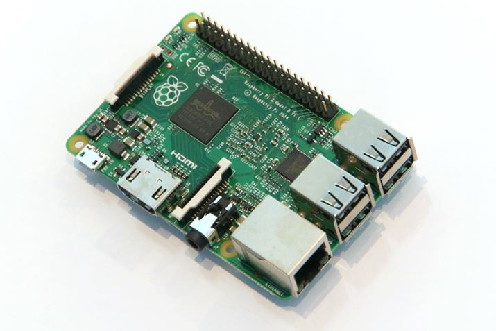 vO~O̊wKdqHpƂĐlCRaspberry Pi 2BWindows 10 IoT Core삷