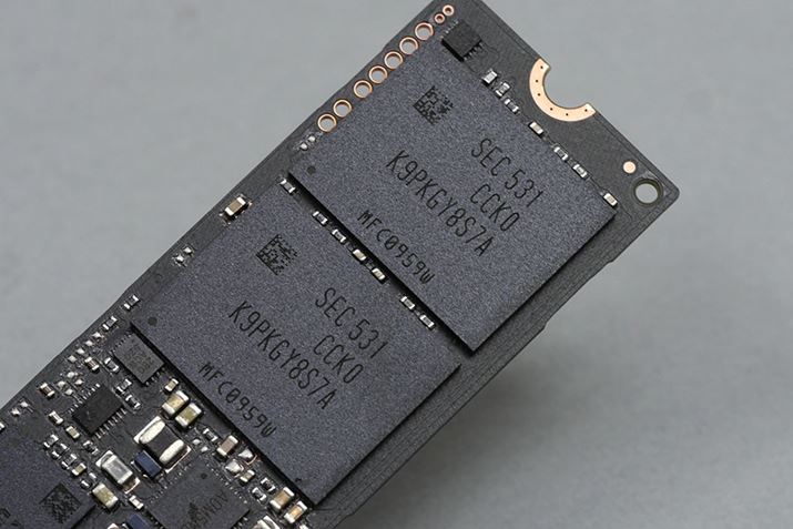 NAND�t���b�V���������[