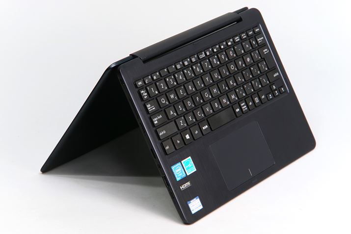 �e���g�X�^�C���́A�X�^���h�X�^�C�������ȃX�y�[�X�Ȃ̂��|�C���g�B�V�������s�@�̋������ł��A�e���g�X�^�C���ɂ���Γ���Ȃǂ����K�Ɋy���߂�