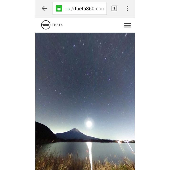 X}zWebuEU[theta360.com\ƁAӂꂽ悤ɕ\