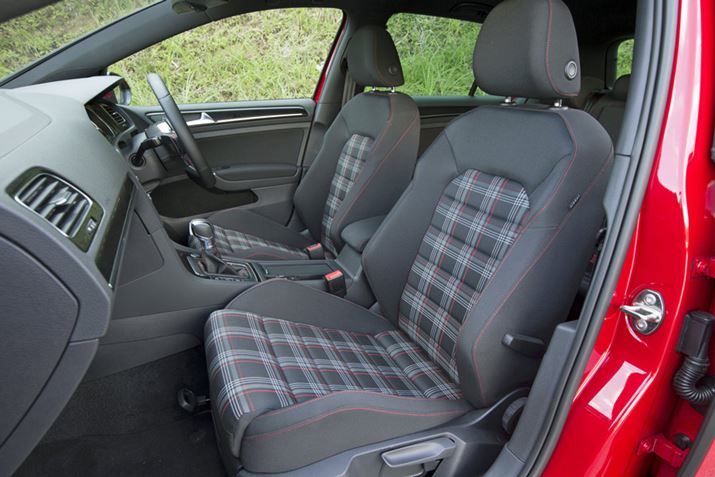 St GTĨV[g̓NXfނWB͓`̃`FbN