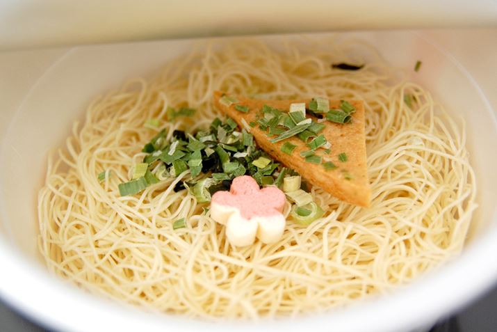 eʂ76gi40gjBāA3҂Ă΂ł܂