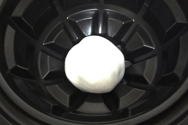 ���ʕ��ƕЌI�������킹�����̂𐅂ł��ˁA�ۂ߂����̂����b�t���{�E�����[�J�[�ɂ͂����4���قǏĂ�