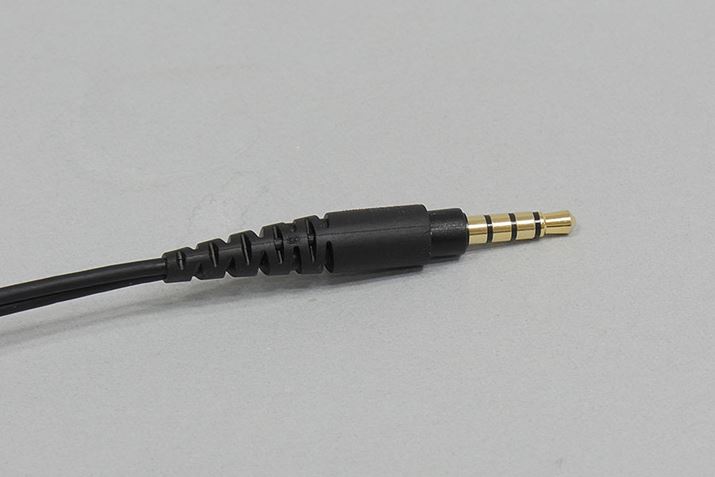 vOL^iiPhonep}CNtRfuSE112m+v̓Xg[gjBP[u̍ɂ͒f΍􂪂{Ă