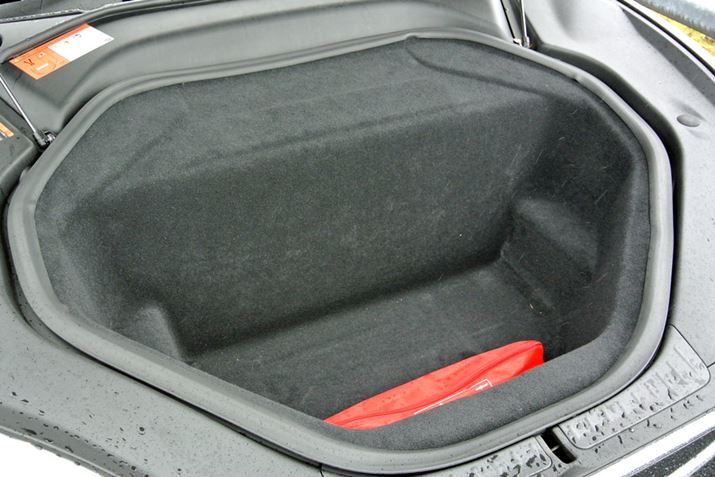 [^[ǉꂽAtg̃QbWXy[X́Aeʂ̂̂낤ĊmۂĂ