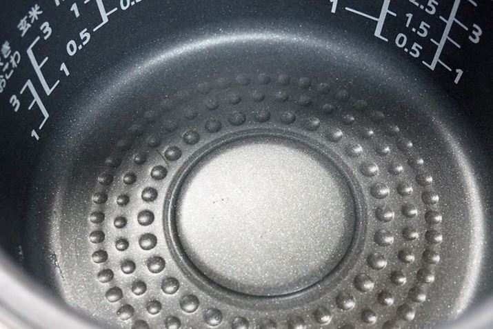 ̒ɂ̓fBvHiڂ݁j{ĂAюɂ͂傫ȖA