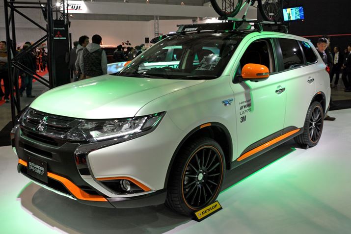 OHԂ̓LsOdlƃAEghAdl2̃JX^}CYāBʐ^̓AEghAw