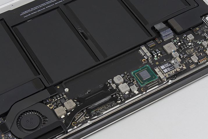 JetDriveɓւƂ͒ʓdh~̂ߔobe[P[uĂтȂ