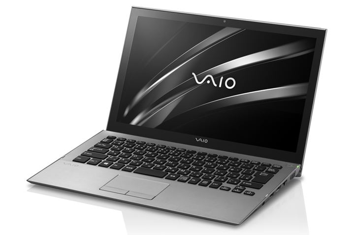 13.3�^�t���f�B�X�v���C�𓋍ڂ���VAIO S13