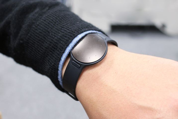 ݂Ȃ߃CVc𒅂ĂĂrɑ₷BX[cX^Cła͂܂Ȃ낤