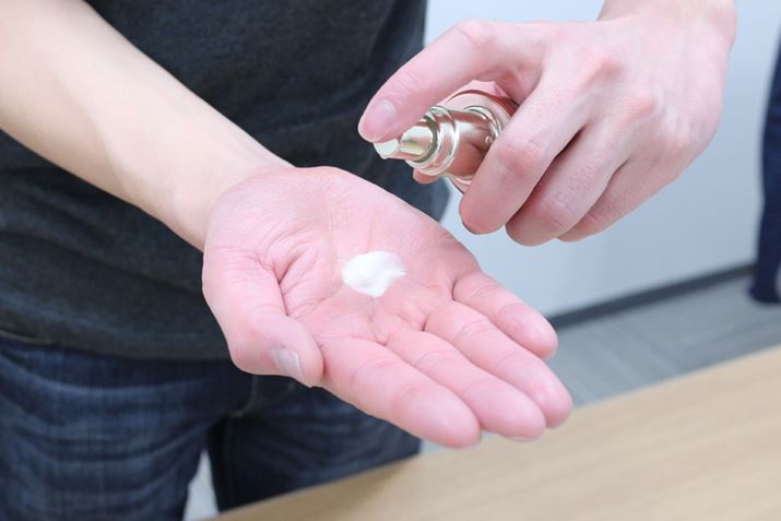 i4jtȂǂ10~ʂ炢ɎAɐL΂܂