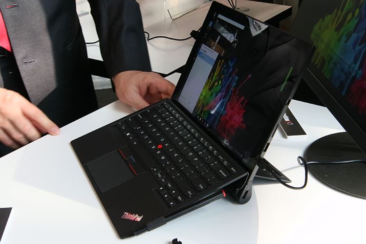 �L�[�{�[�h�͊p�x��3�i�K�Œ����ł���