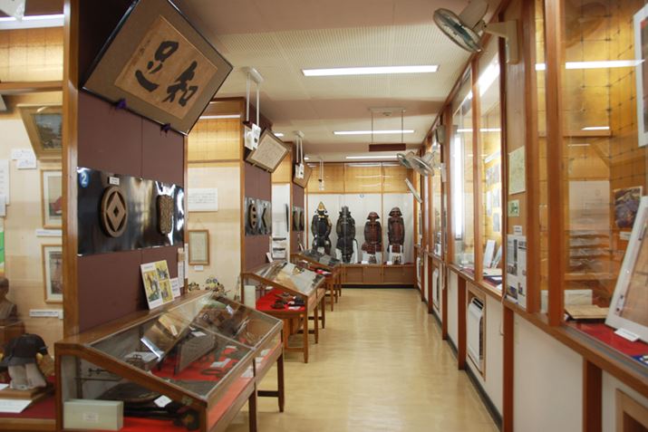 ̐킢OGł镐cR̗lqm邱ƂłWAƕł