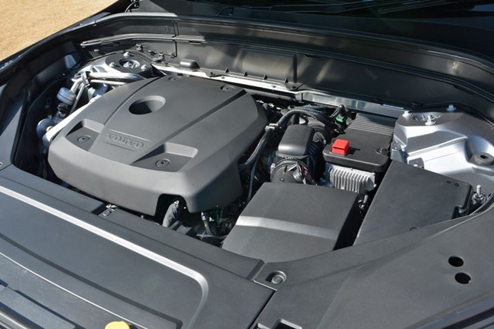 4CGWڂOɐ݌vĂ̂߁AGW̓{fBɑ΂ăRpNgȈ