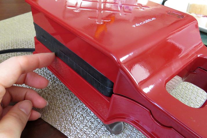 Ȃ݂ɁA{̉̂̓̕zbgv[g̈ꕔȂ̂ŁA͐GȂ悤ɁI