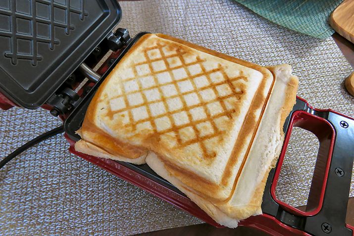 ҂3i^C}[@\͂Ȃ̂ŎőjBt^JƃLg͗l̂킢zbgThI