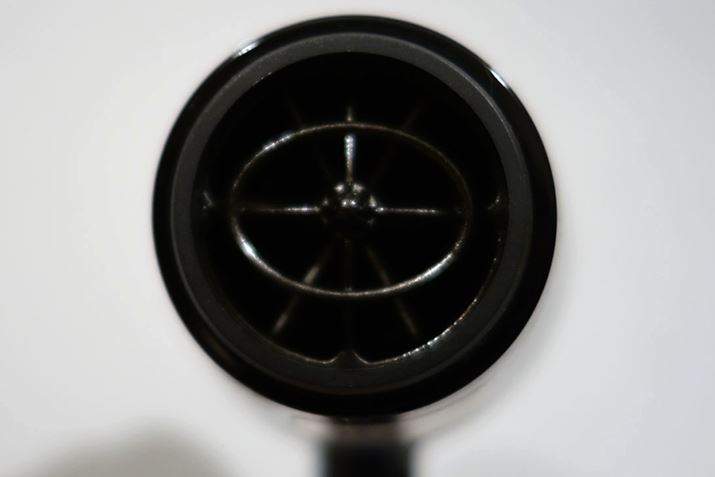 ̐o͒a4cmƔrI߁B}CiXCI@\ڂĂ܂