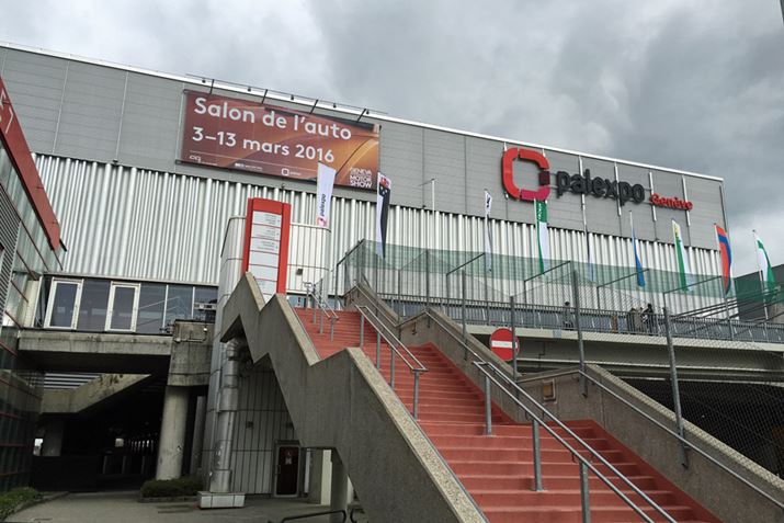 JÏꏊ̃pGLX|ERxVZ^[́AWl[u`ɗאځBK͂͂قǑ傫͂Ȃ