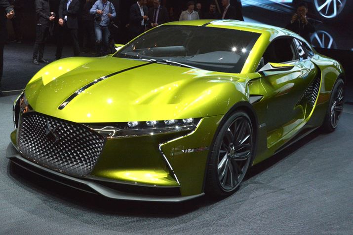 DSuh̃RZvgDS EeXIڂꂽBōo402n͂2̓dCԂ