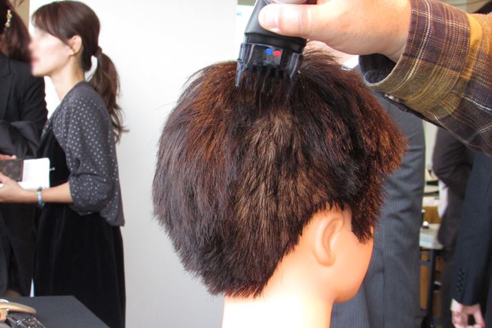 {fB̓RpNgyʂȂ̂ŁA܂Ȃǂ̕Jbg₷