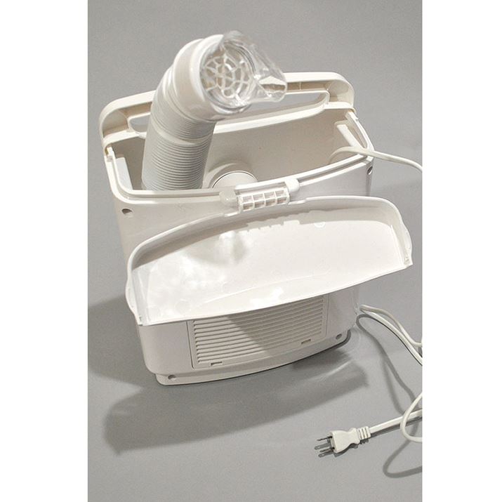 i㕔̃t^Jƃz[Xi[ĂBz[X͎֕ɂȂĂA55cm܂ŐL΂