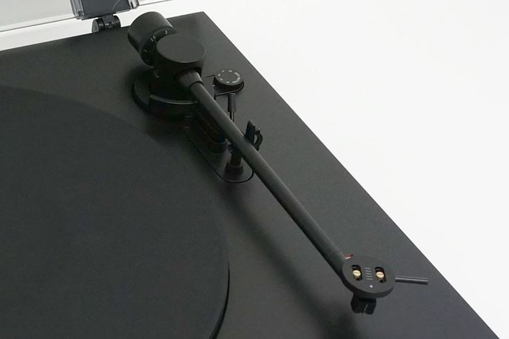 MMJ[gbWڂꂽVF̌^̃Xg[gg[A[̗p