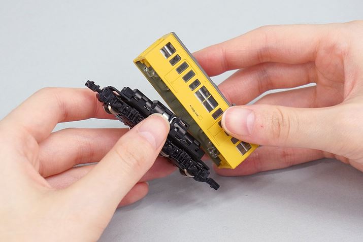 ԗԗ֕OA̓jbg2ڂɃZbgB̎ԗɂ́AsԂZbg܂