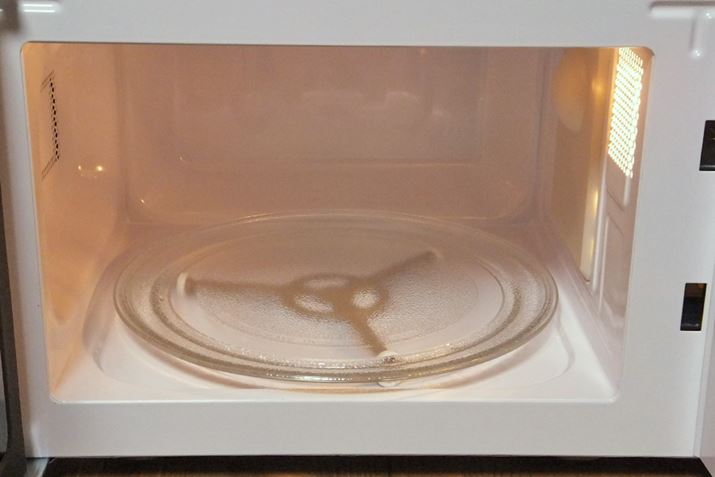 ^[e[û^CvB]邱ƂŐHނȂM