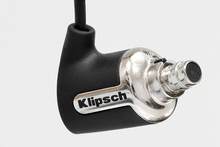 nEWOfUCقڋʁB΂߂ɊpxtꂽmY