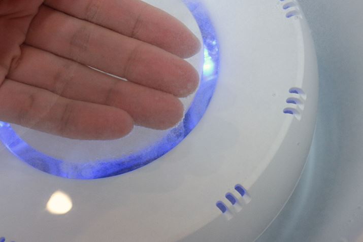 fɔ߂ÂƁACAifjt̂܂BGɂ͂܂