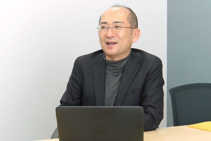 �}�C�N���� �W���p���̃R���V���[�}�[�v���_�N�c �O���[�v �f�B���N�^�[ �W���p���Z�[���X�̑�ؘa�F��