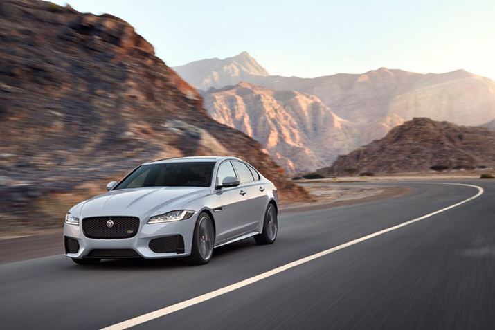 p[gC͈قȂĂAX[Yȏo͋ʁB{IȃLN^[ɓꊴ